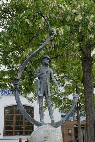 Karl-Valentin-Brunnen