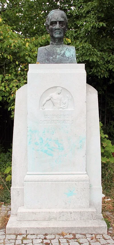 Friedrich-Paulsen-Denkmal