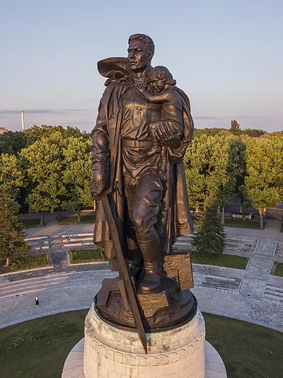 Sowjetisches Ehrenmal