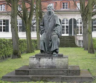 Emil-Fischer-Denkmal