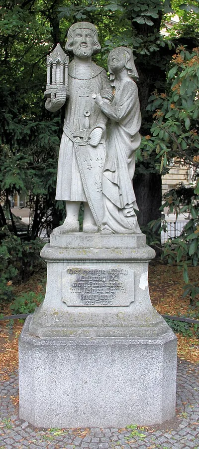 Denkmal Ludwig IX. von Frankreich mit seiner Gattin Margarete