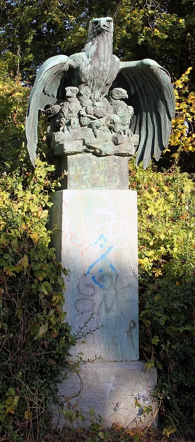 Adler im Horst