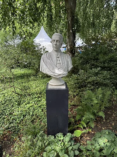 Büstendenkmal Prinz August Ferdinand von Preußen